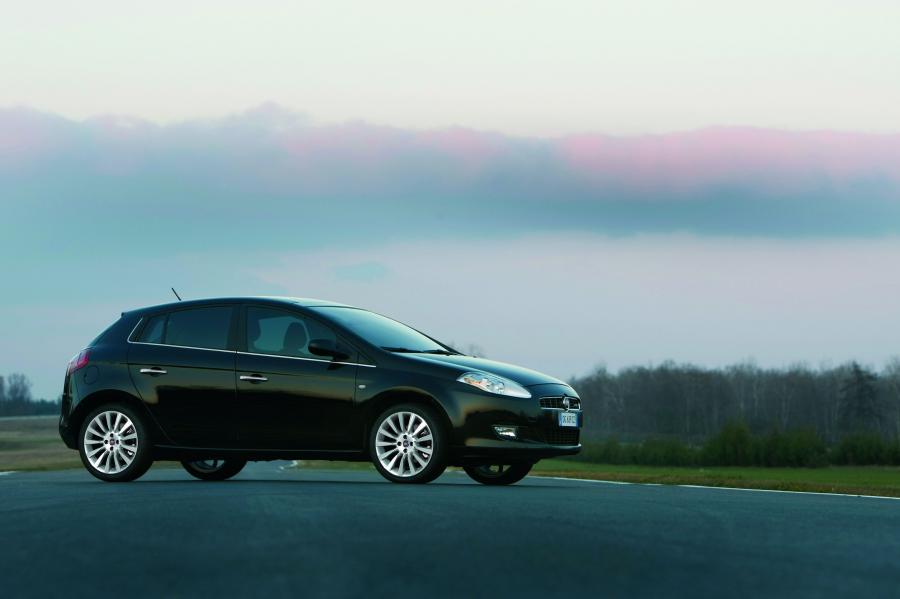  Fiat Bravo 1.6 Multijet 2008 года  (фото 11 из 15)